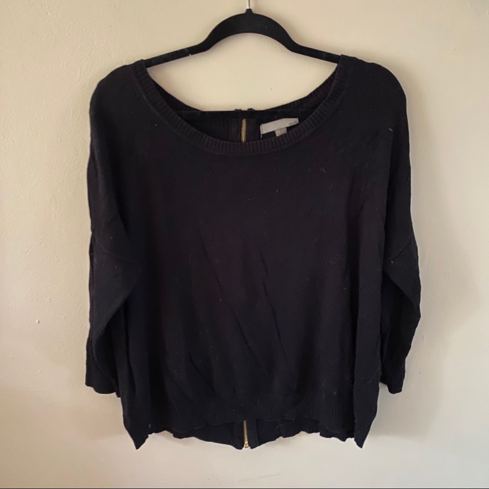 oneA zipper detailed sweater